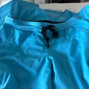 Blue scrub set-greys anatomy-top M and bottom small